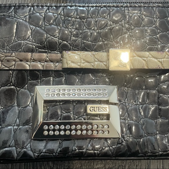 Brown Small Guess shoulder bag crocodile pattern - Picture 2 of 7